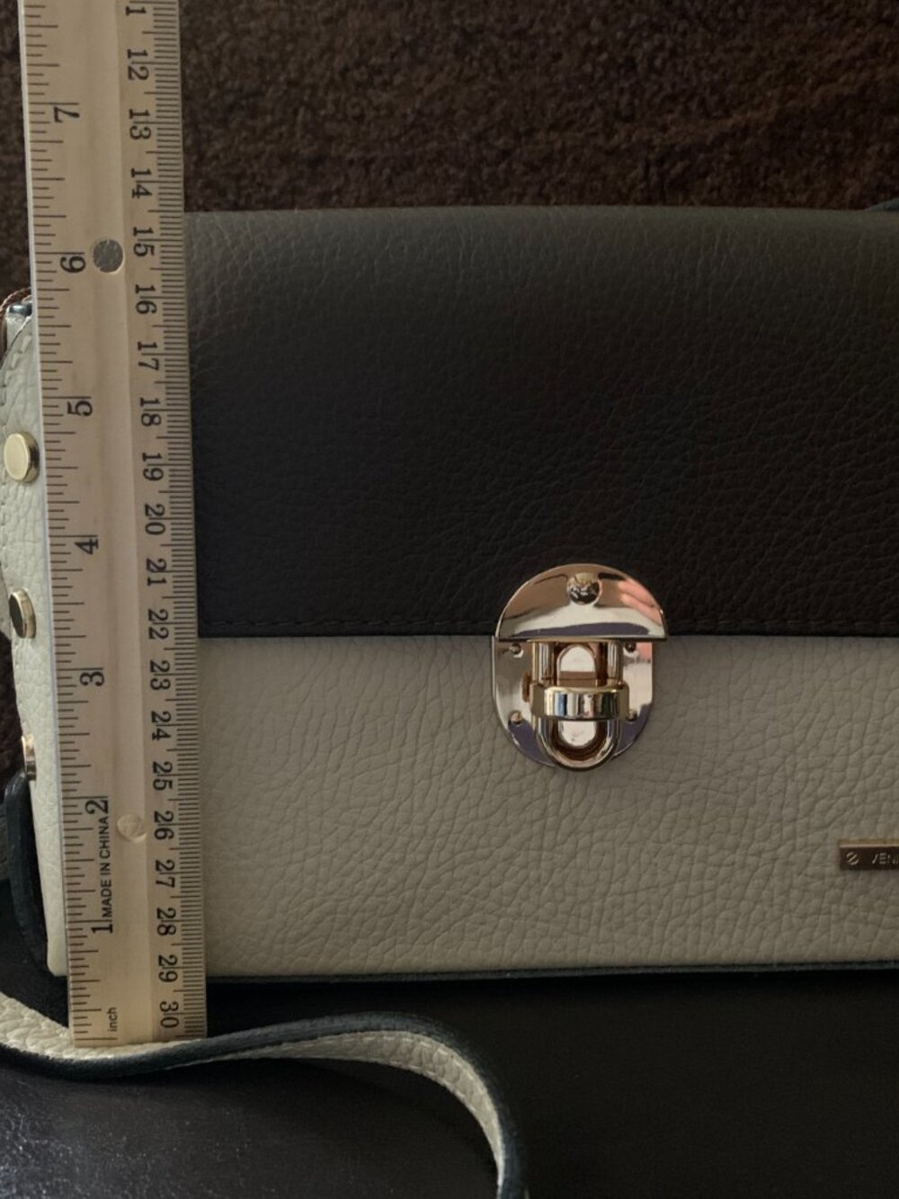 purse - Picture 4 of 6